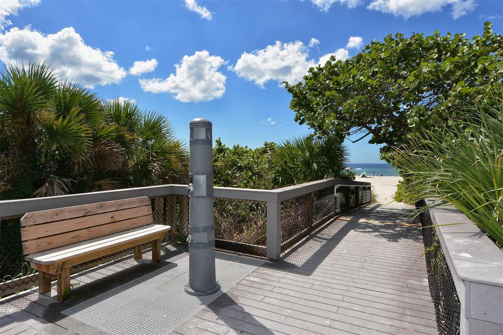 Image 41 of 47 For 100 Bayshore Road C