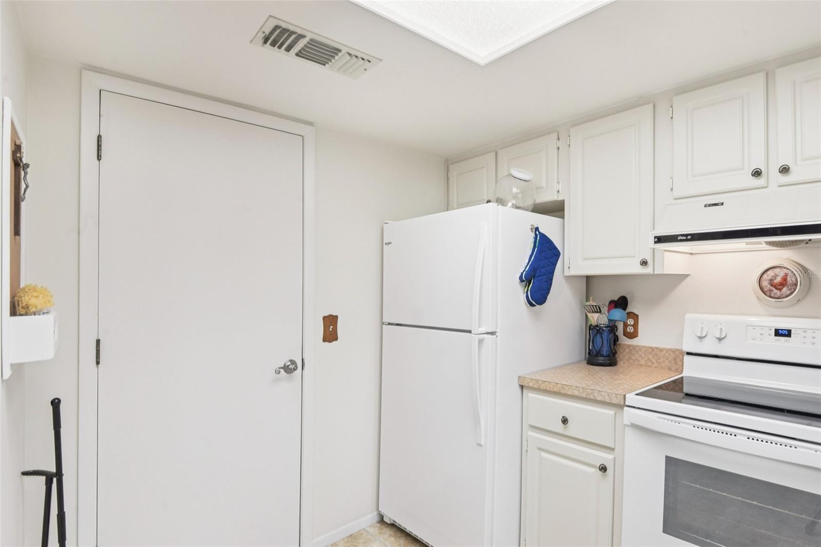 Image 24 of 57 For 6328 Ocean Pines Lane