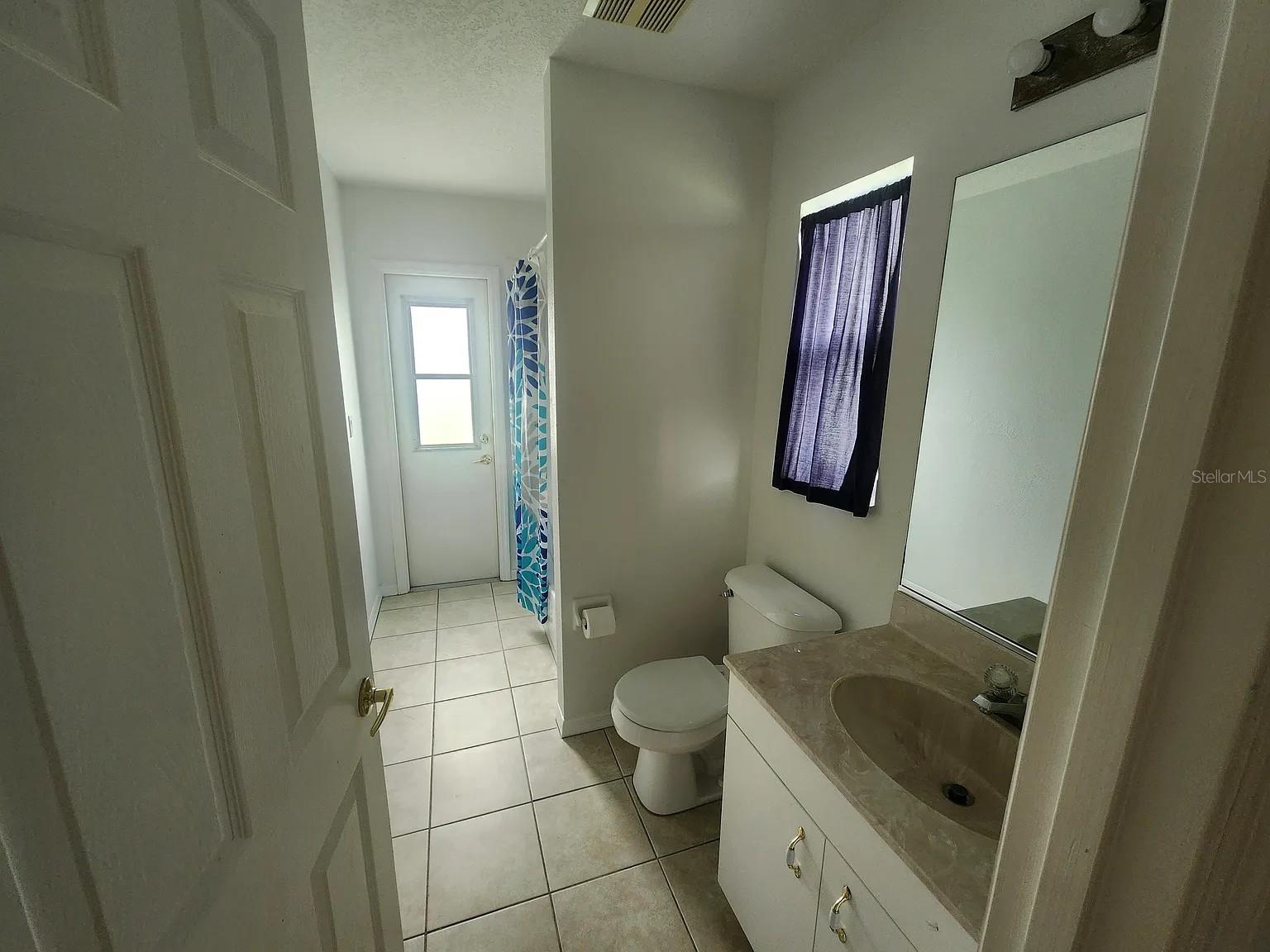 Image 6 of 10 For 6141 36th Lane E