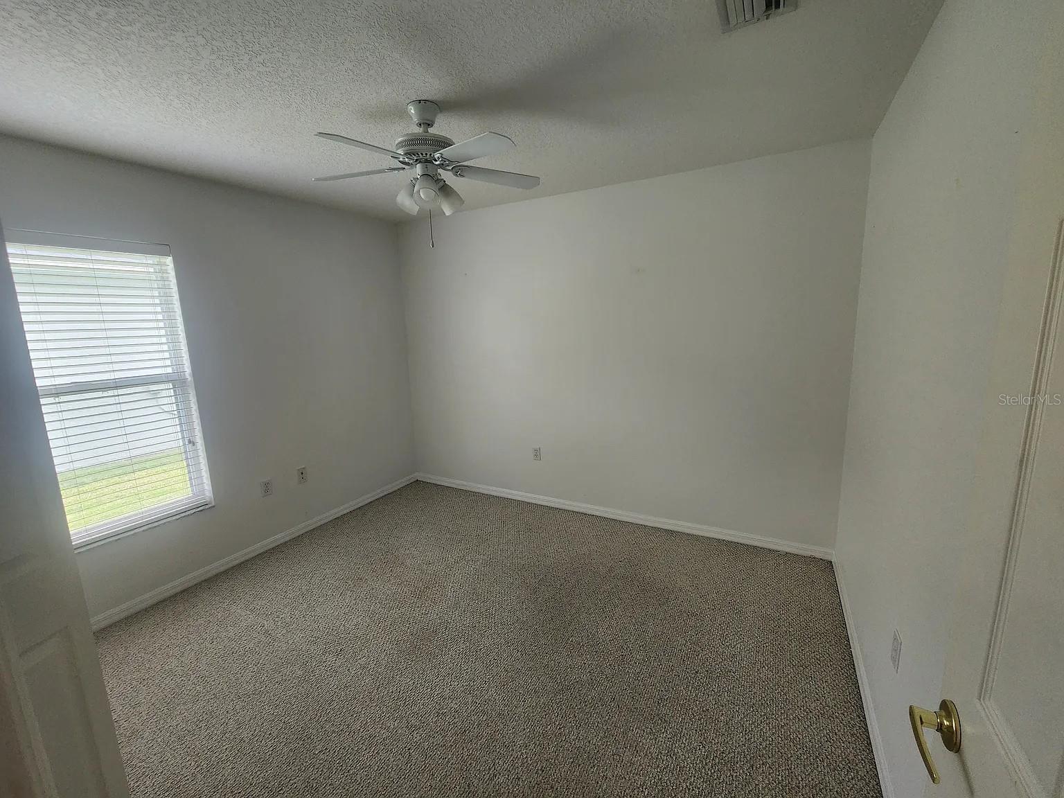 Image 7 of 10 For 6141 36th Lane E