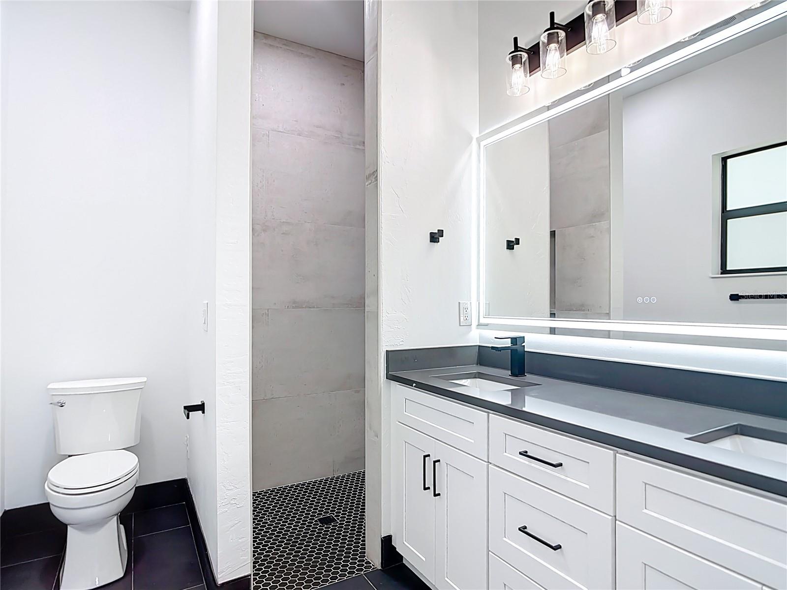 Listing photo id 16 for 4993 Prime Terrace