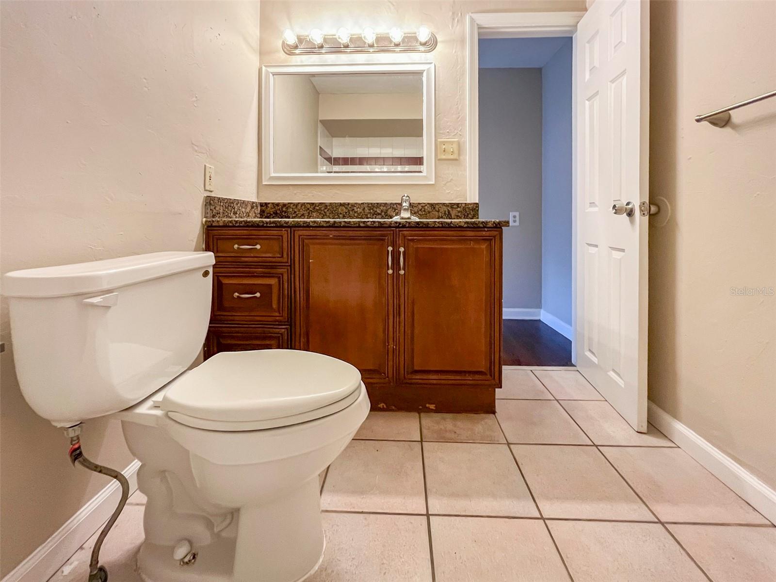 Image 8 of 9 For 2137 Roselawn Street B