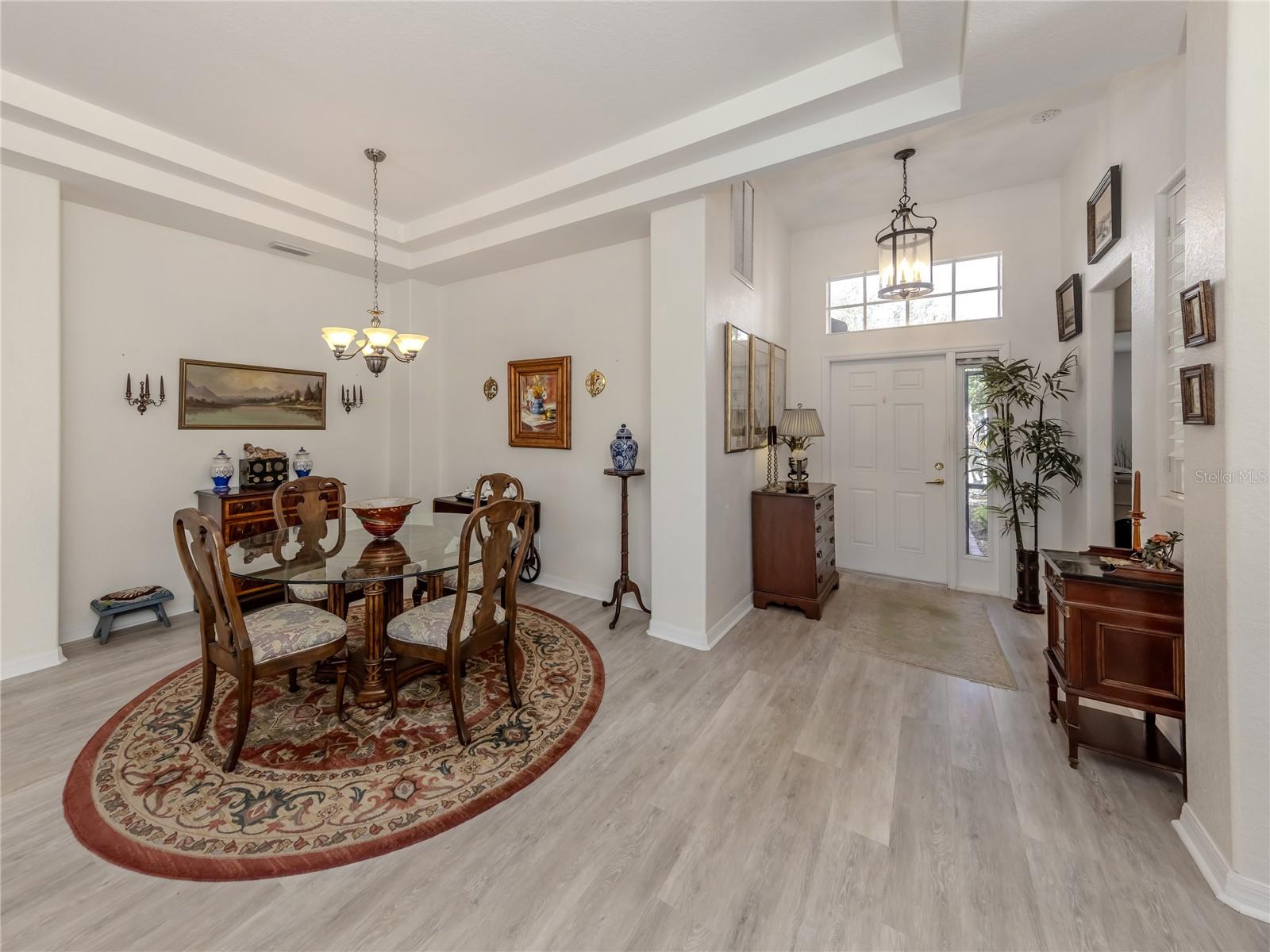 Image 12 of 51 For 11500 Dancing River Drive