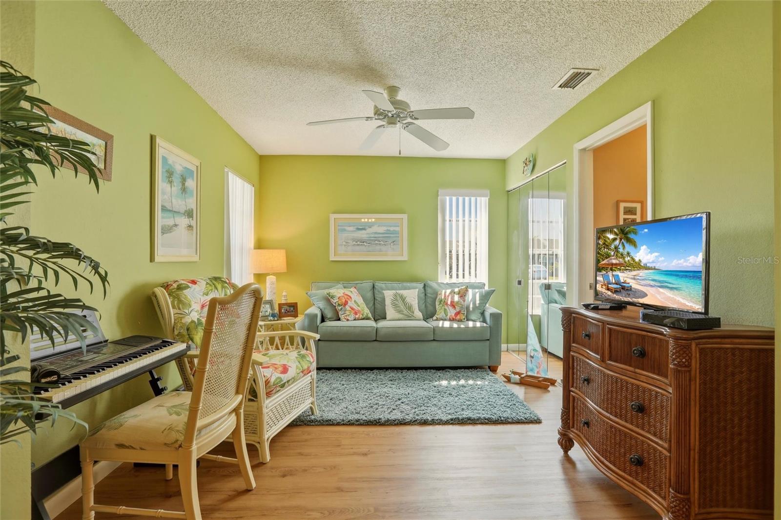 Image 14 of 34 For 3409 37th Street 93