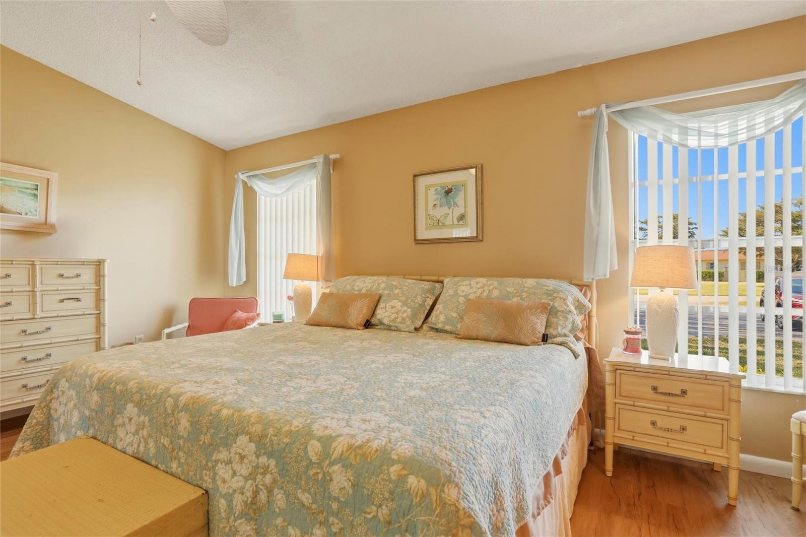 Image 20 of 34 For 3409 37th Street 93