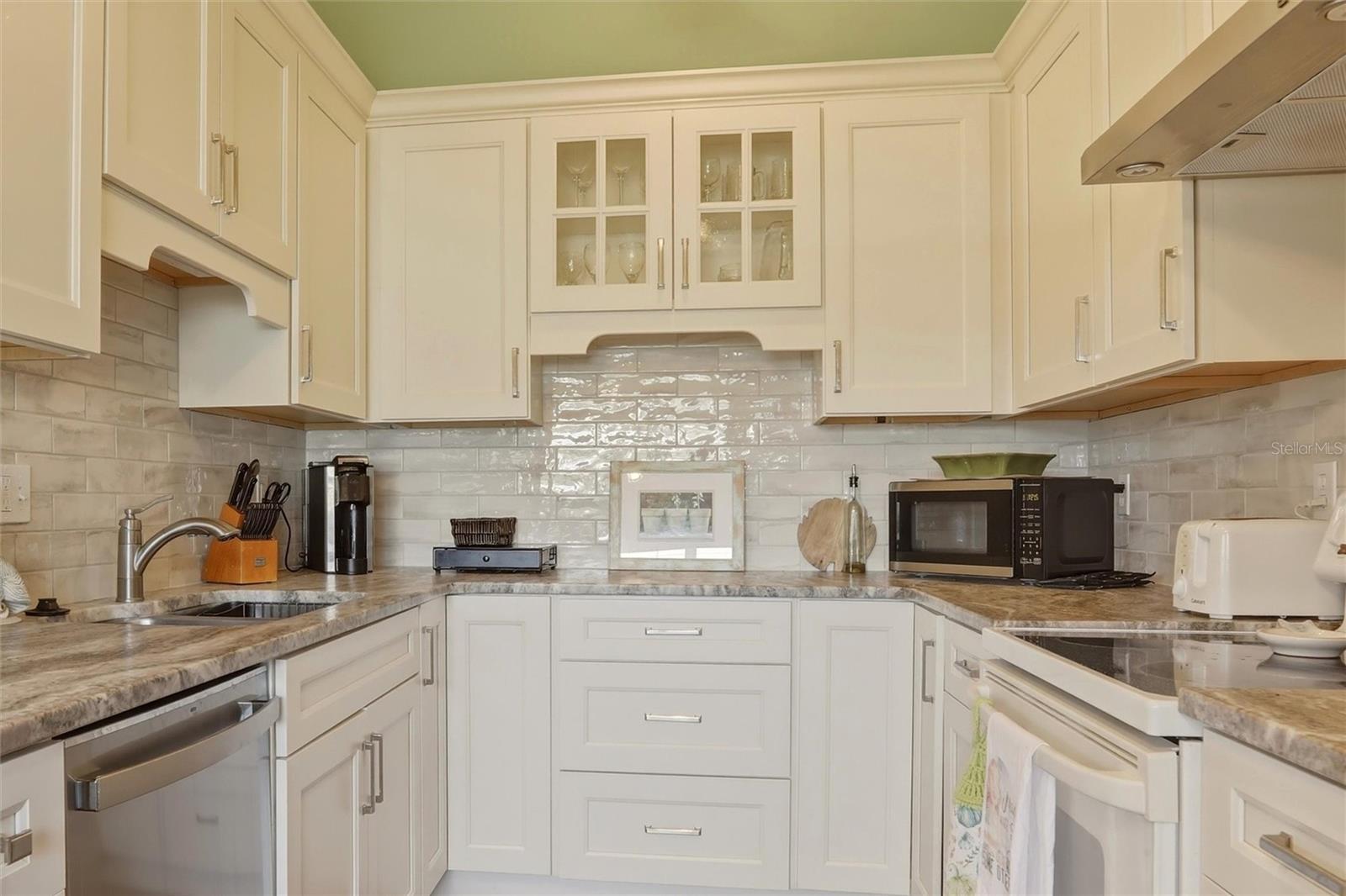 Image 8 of 34 For 3409 37th Street 93