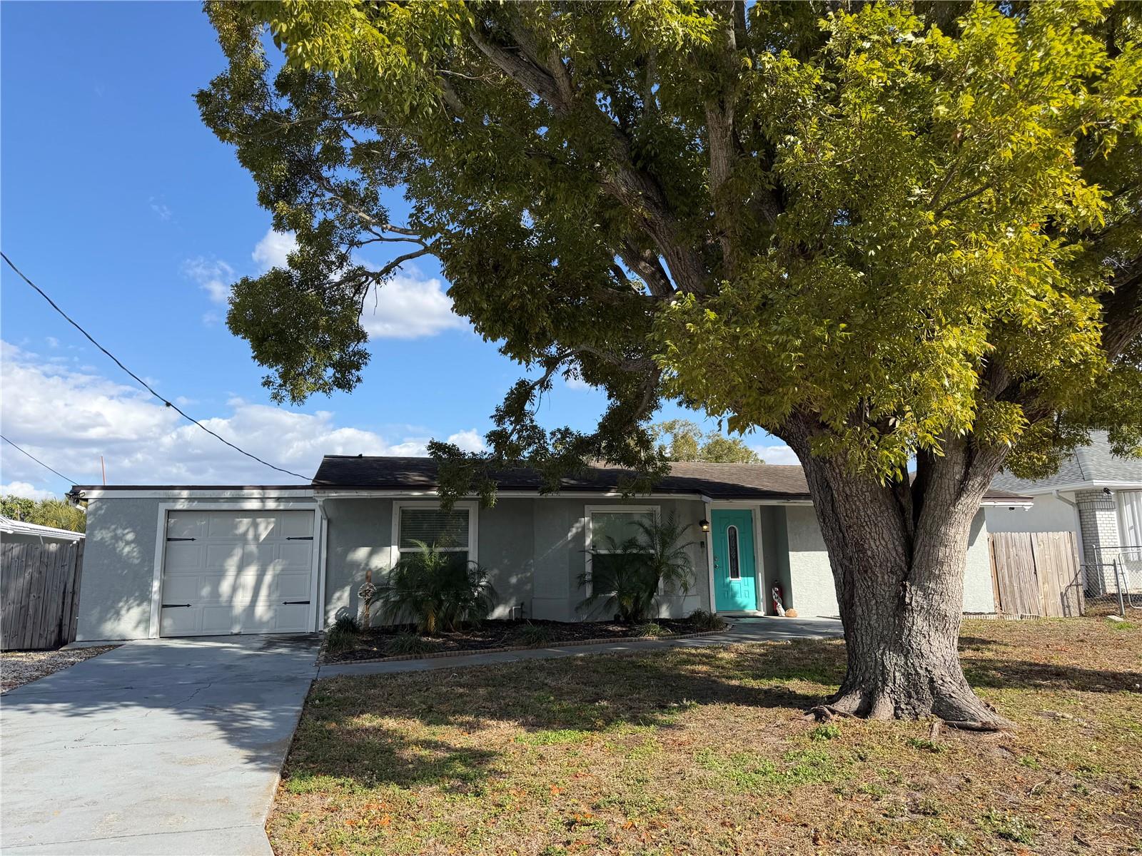 Image 3 of 29 For 716 Ixora Avenue