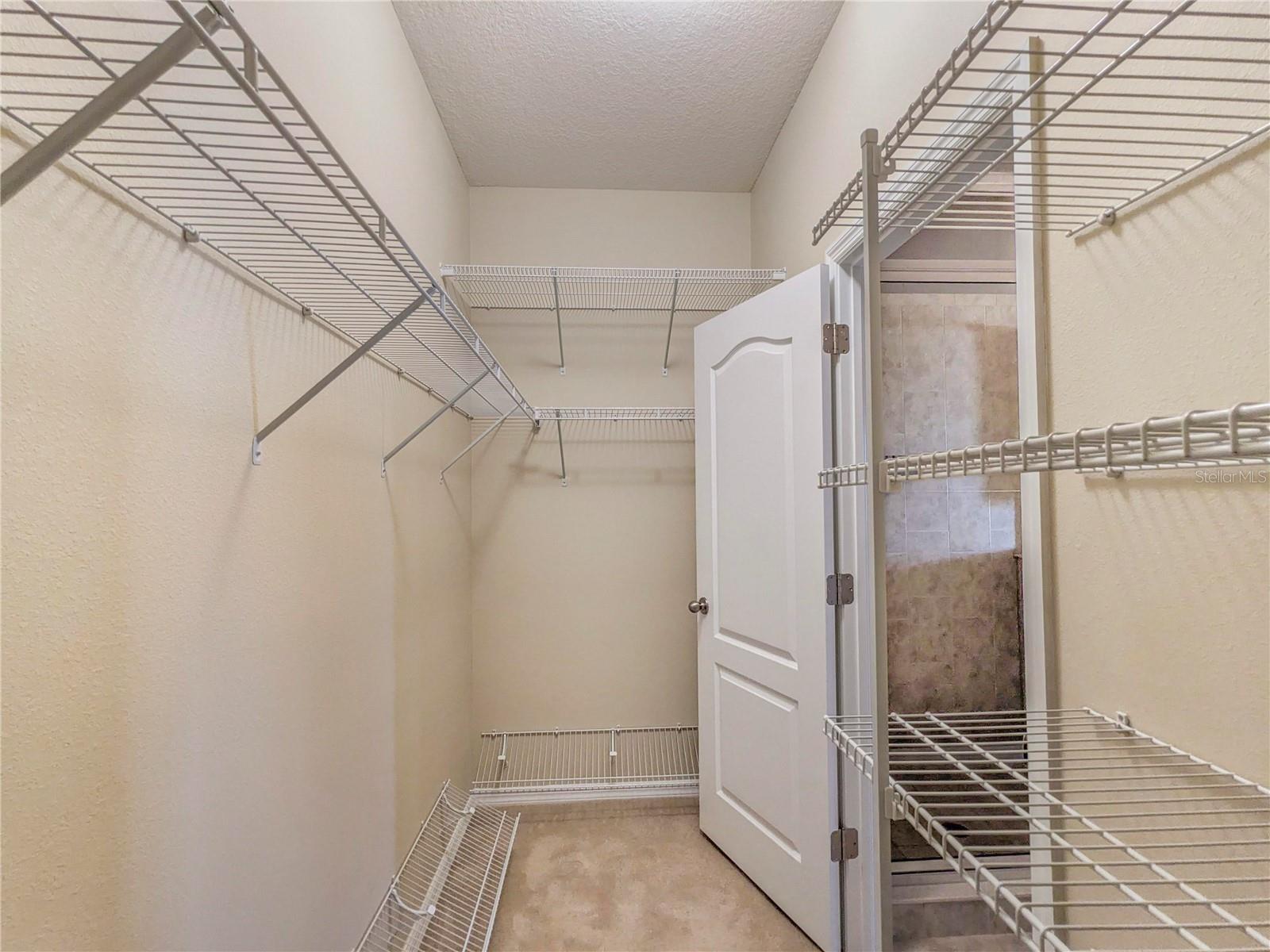 Image 21 of 49 For 3129 Oriole Drive 104