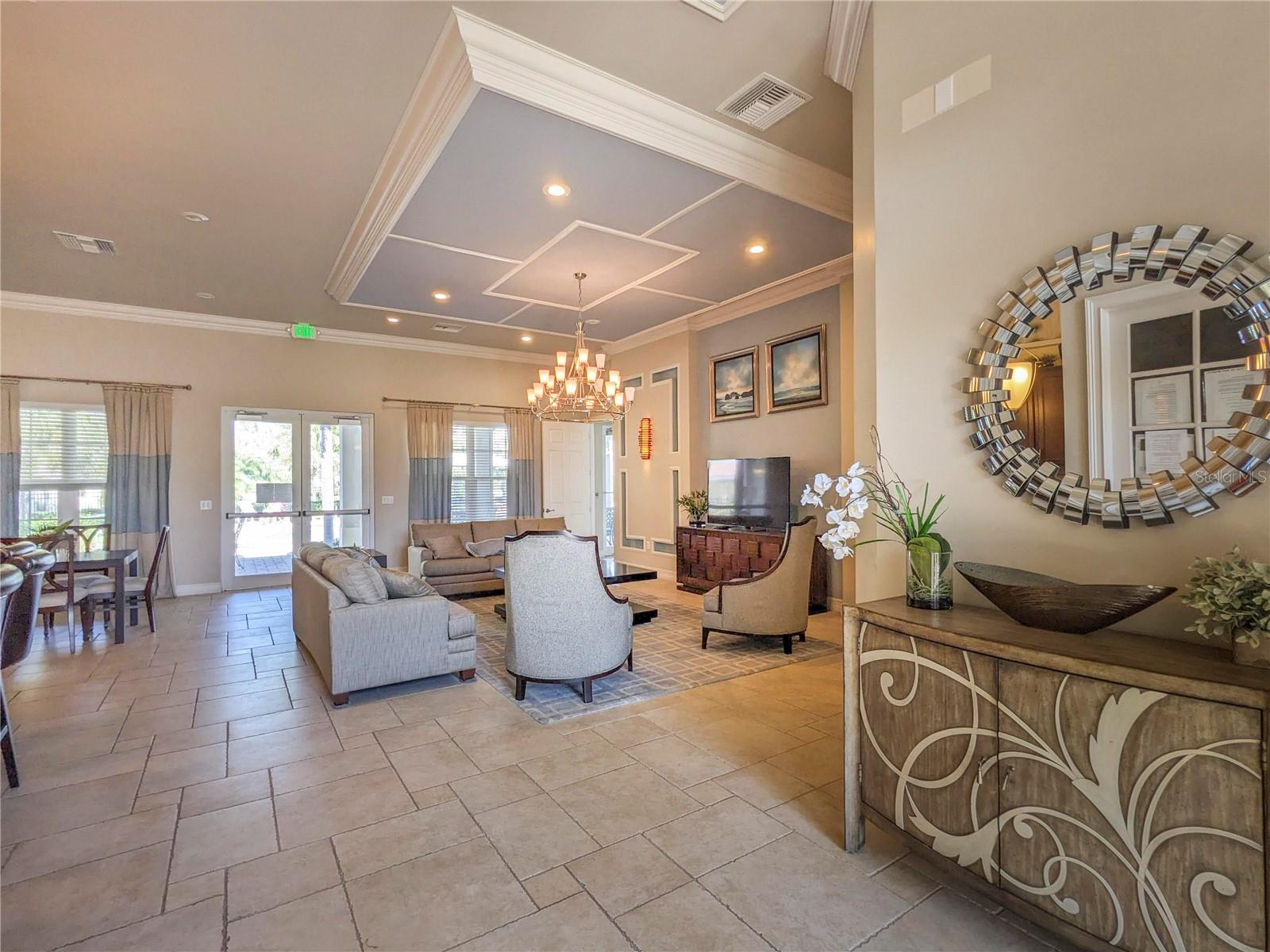 Image 36 of 49 For 3129 Oriole Drive 104