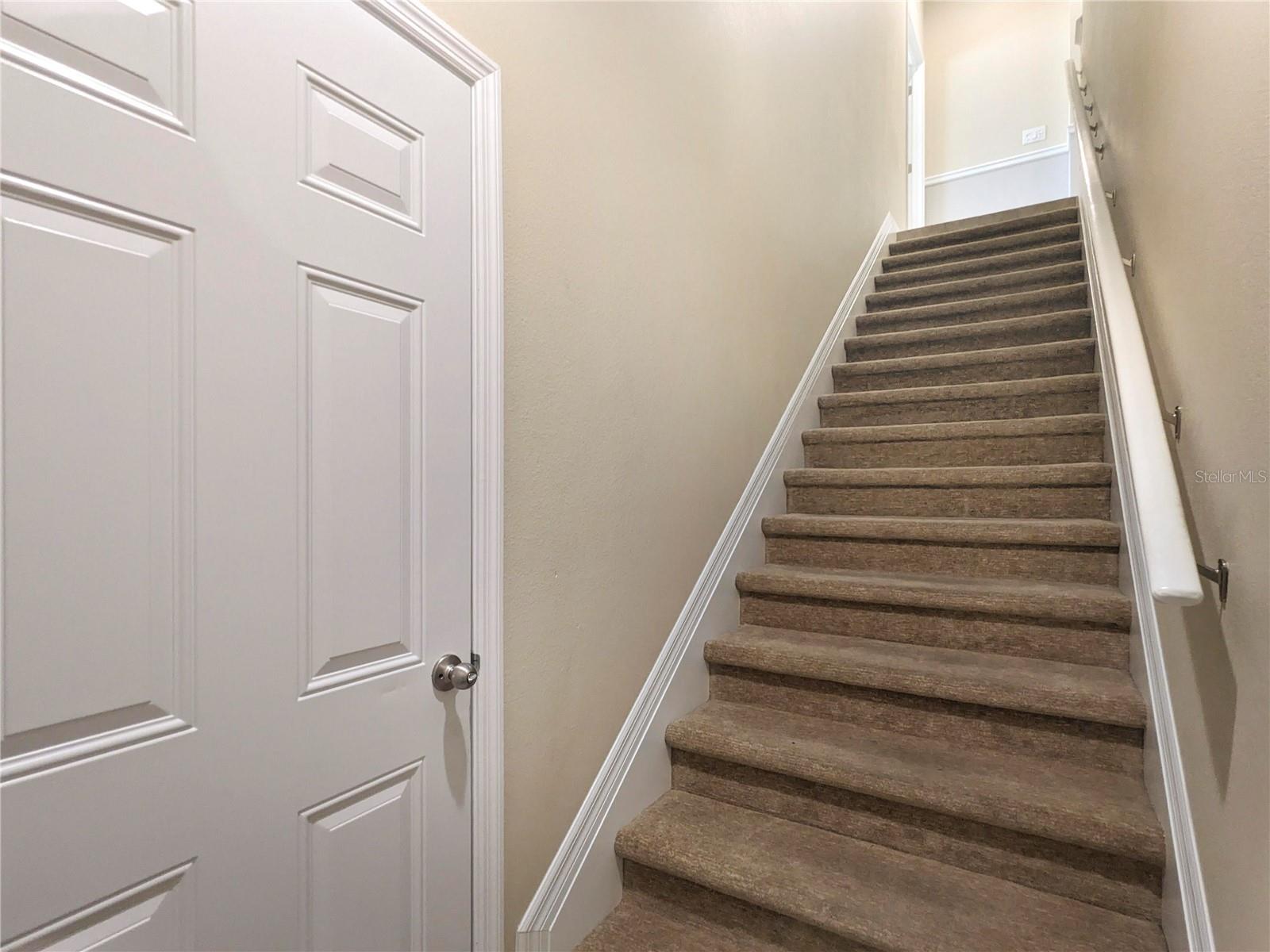 Image 4 of 49 For 3129 Oriole Drive 104