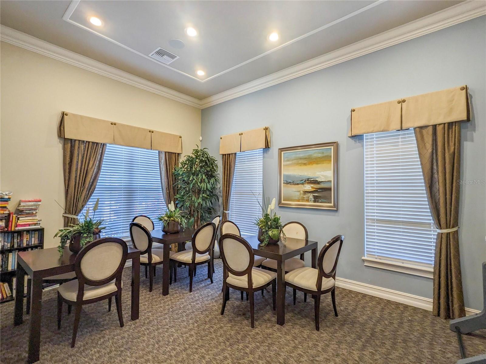 Image 41 of 49 For 3129 Oriole Drive 104