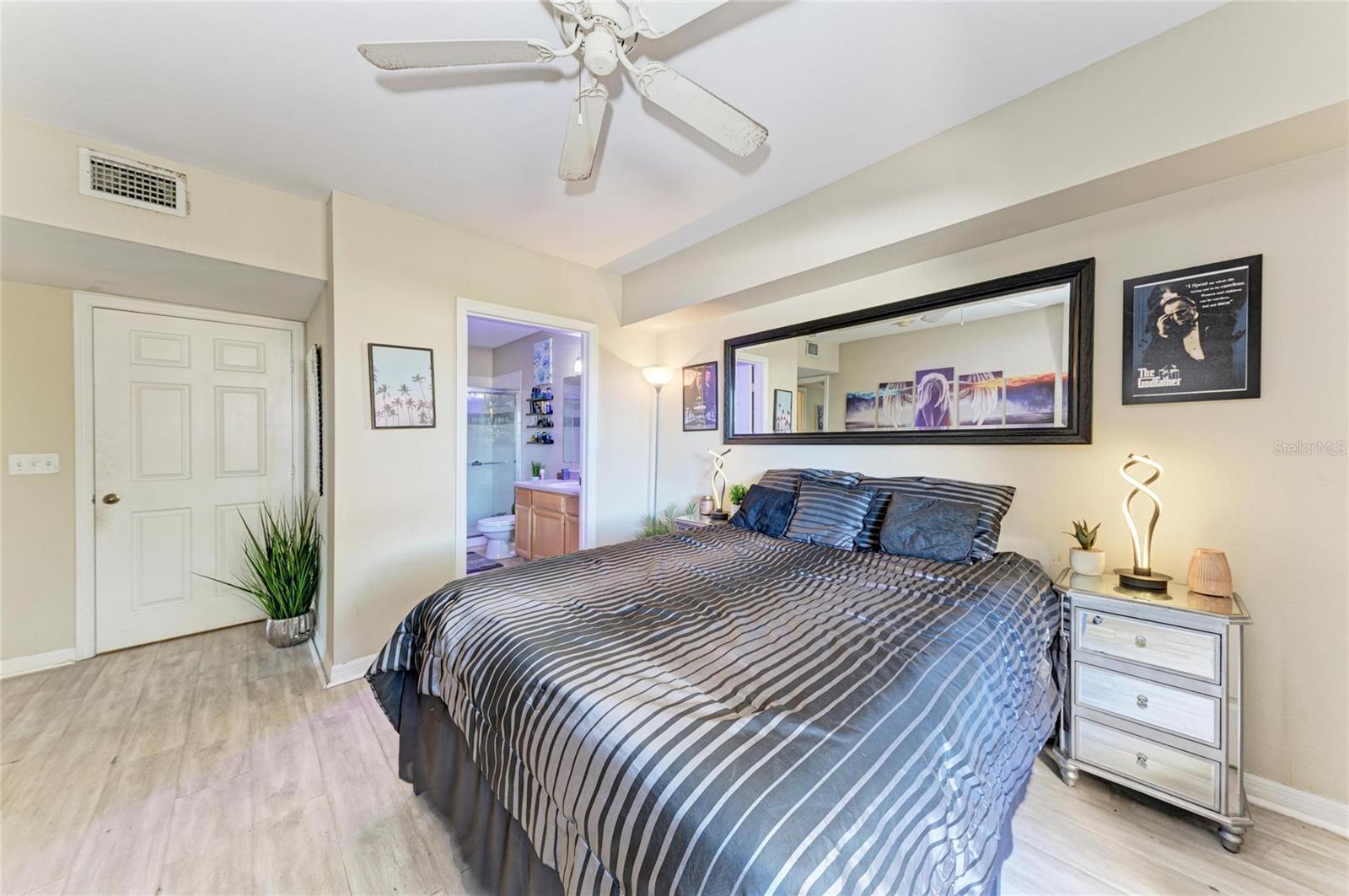 Image 18 of 33 For 1130 Villagio Circle 201