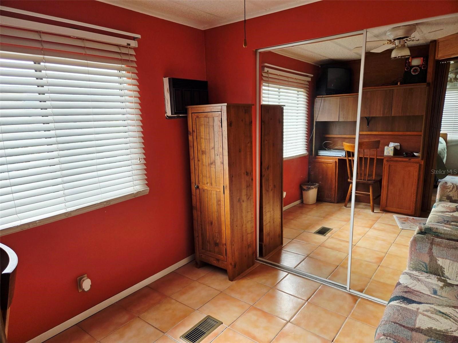 Image 21 of 30 For 5316 53rd Ave E  E2