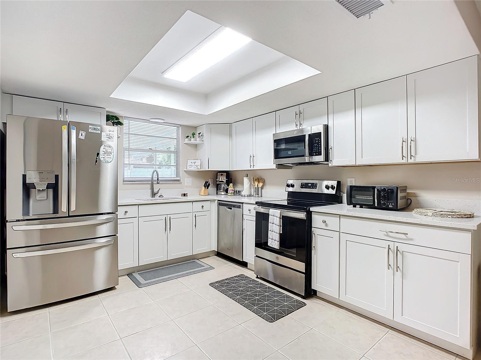 Image 7 of 19 For 1014 Indian Oaks E