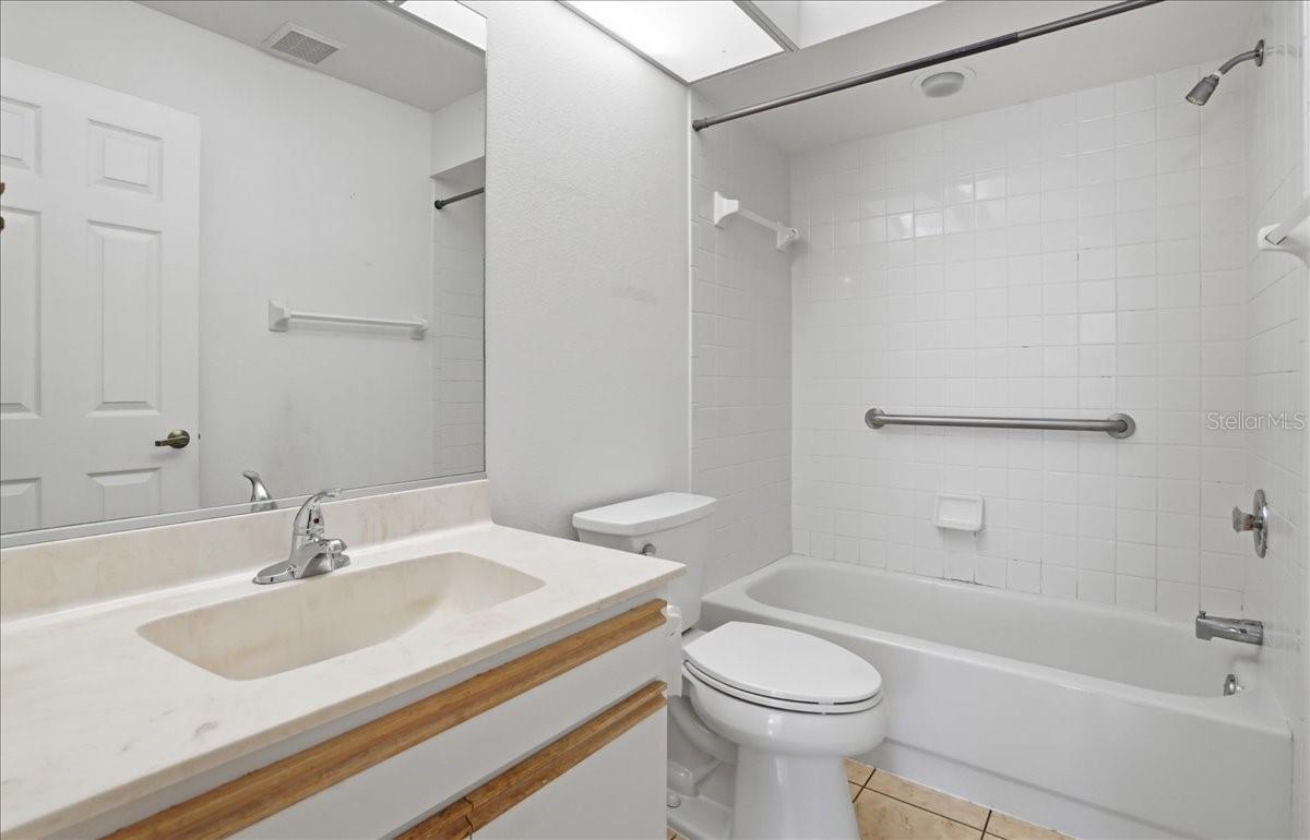 Image 22 of 45 For 5670 Sheffield Greene Circle 72