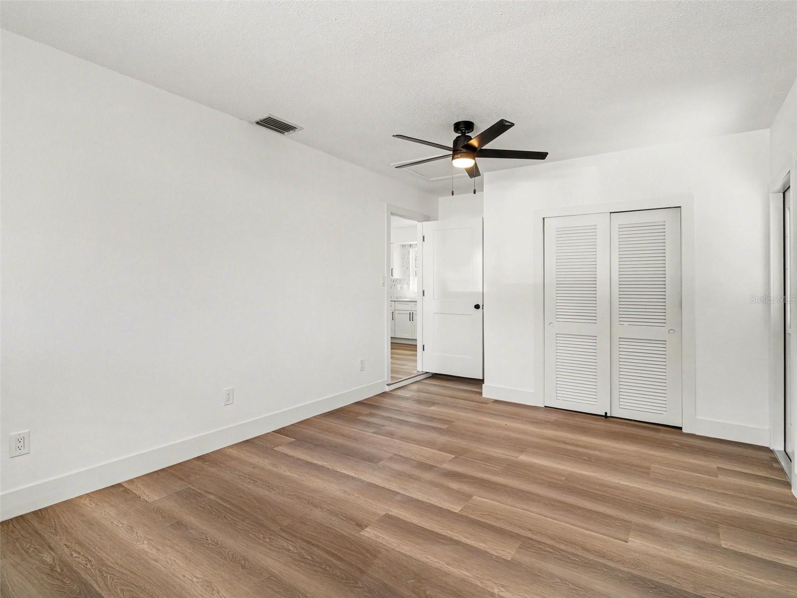 Image 16 of 28 For 6907 11th Avenue Nw