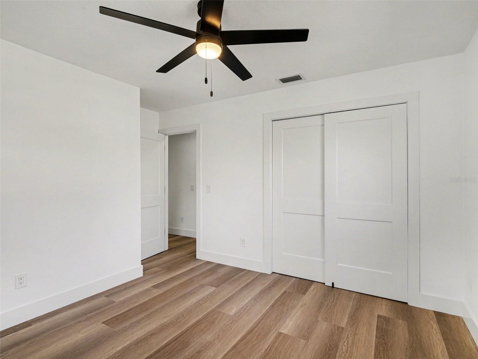 Image 21 of 28 For 6907 11th Avenue Nw