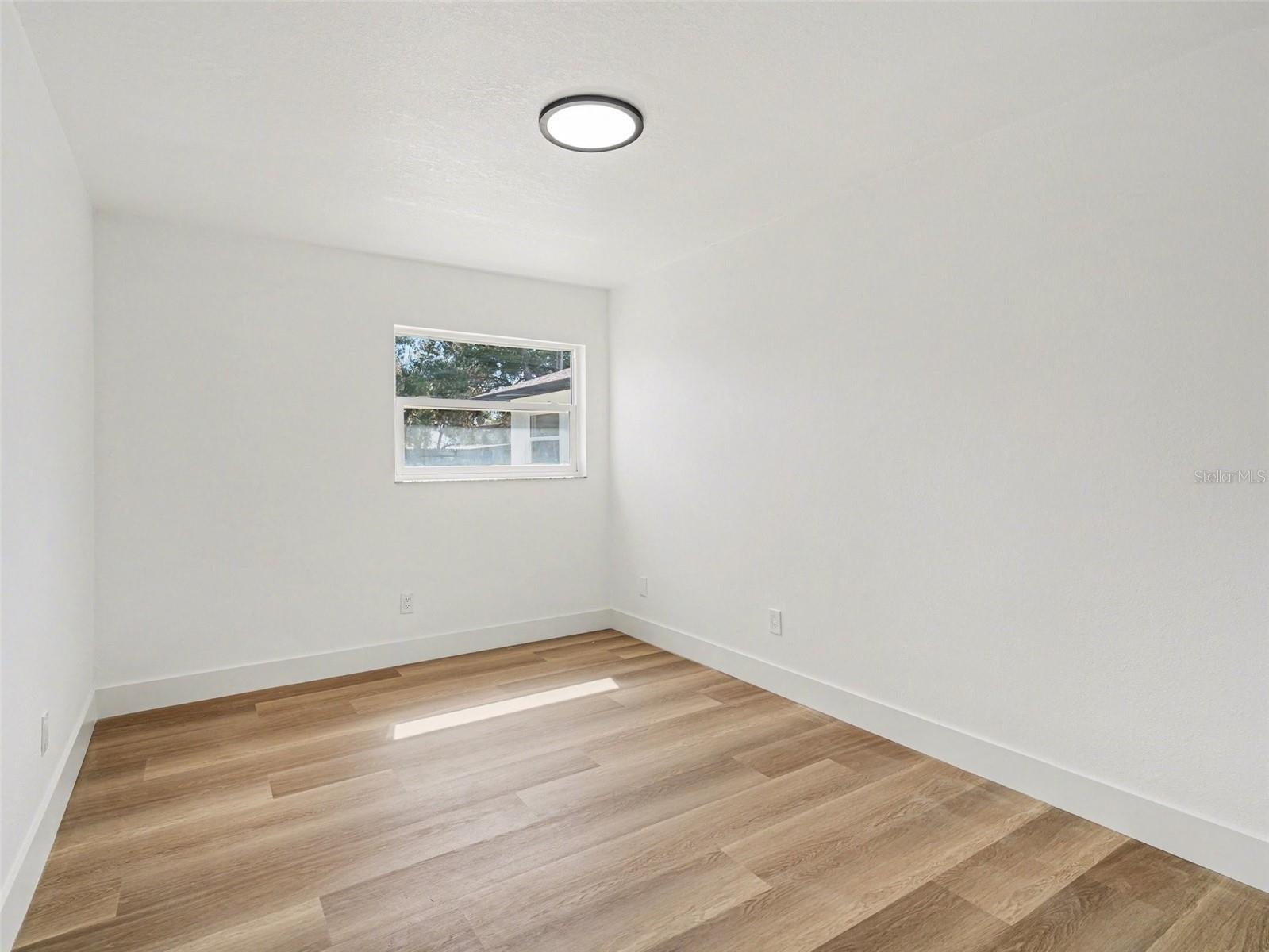 Image 26 of 28 For 6907 11th Avenue Nw