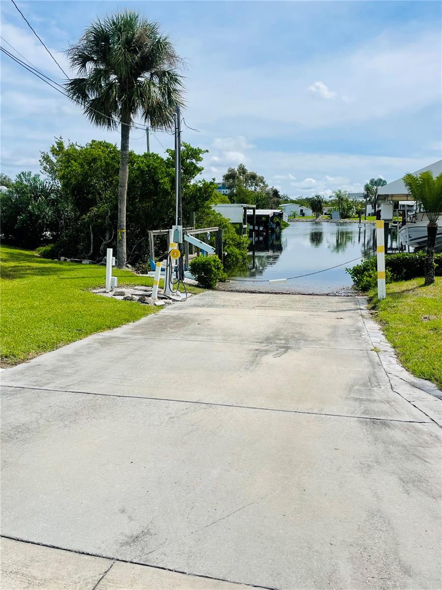 Image 11 of 14 For 167 4th Street W