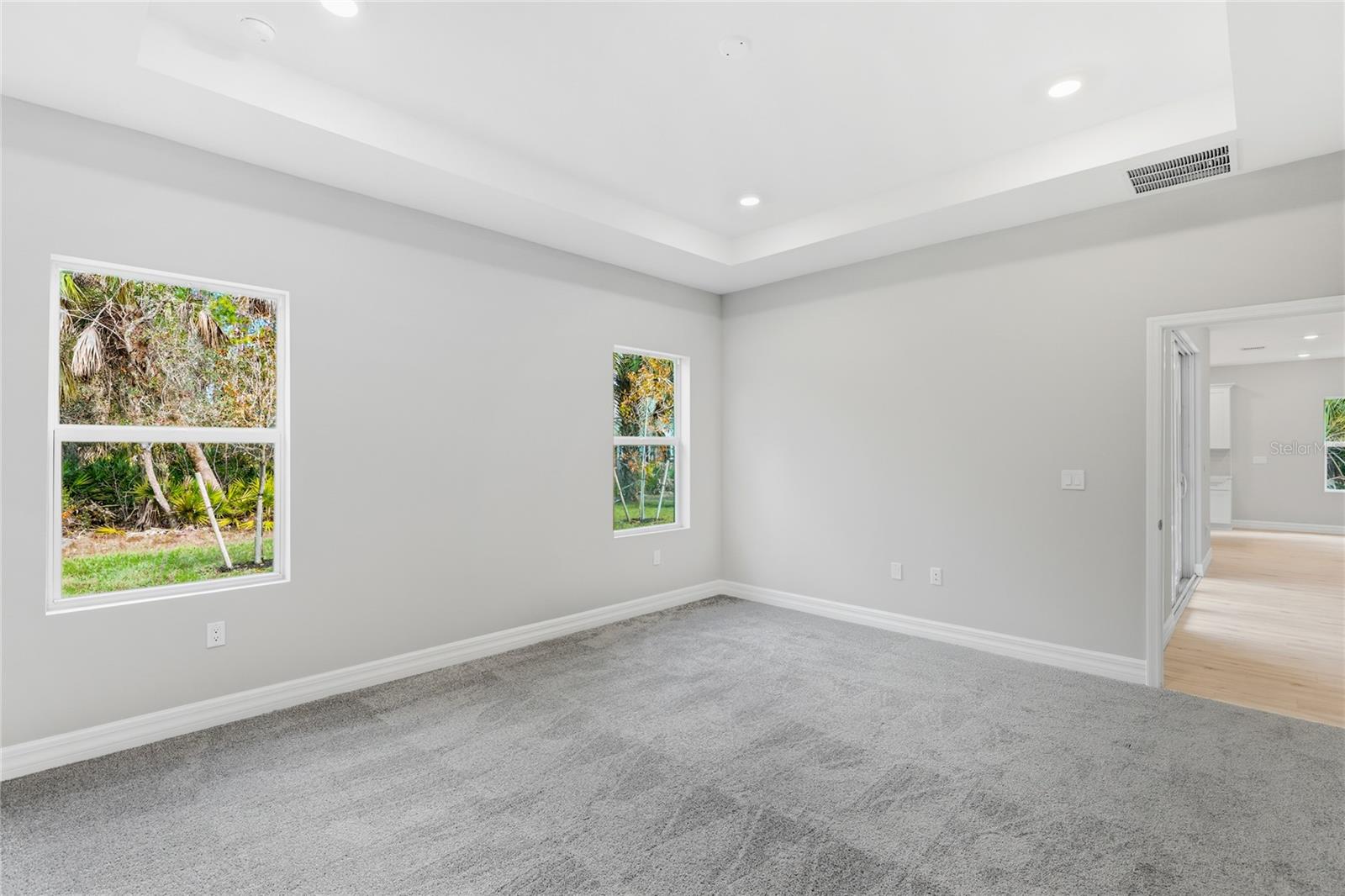 Image 16 of 33 For 5688 Myrt Road