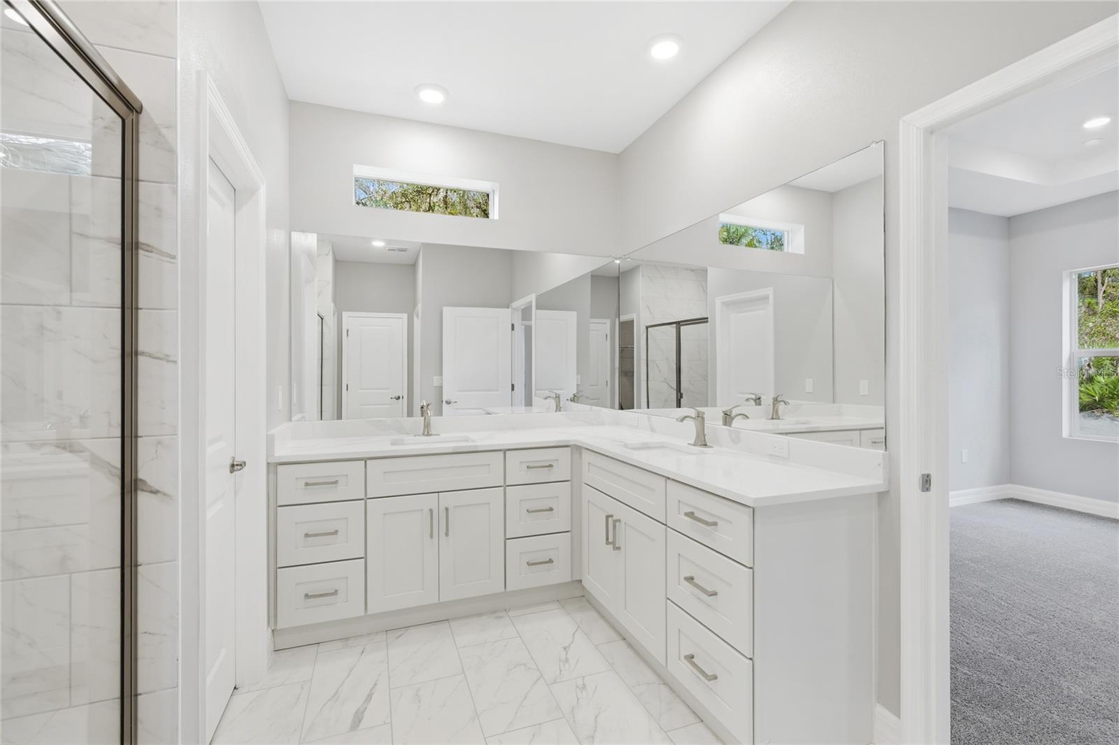 Image 19 of 33 For 5688 Myrt Road