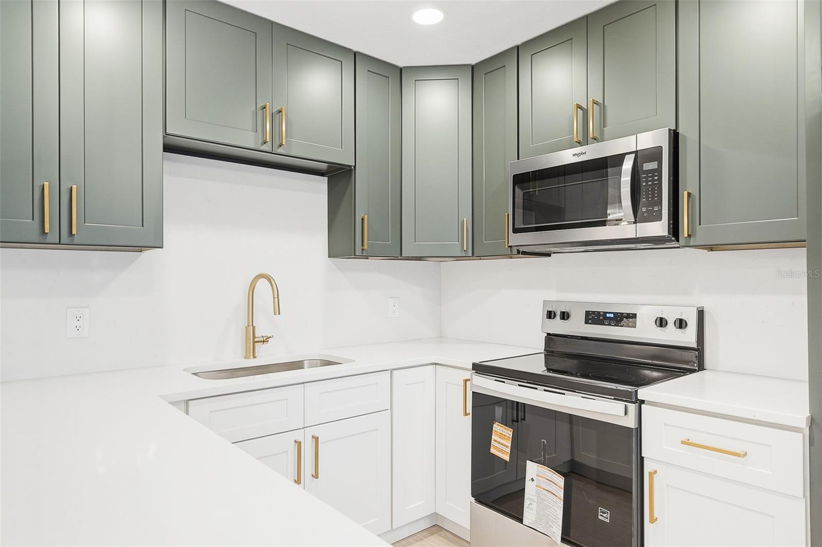 Image 10 of 21 For 3427 Barstow Street