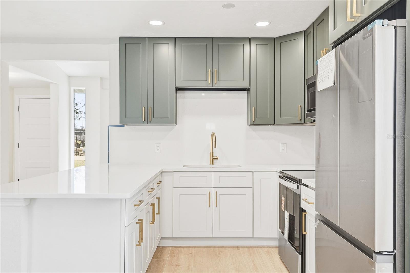 Image 9 of 21 For 3427 Barstow Street