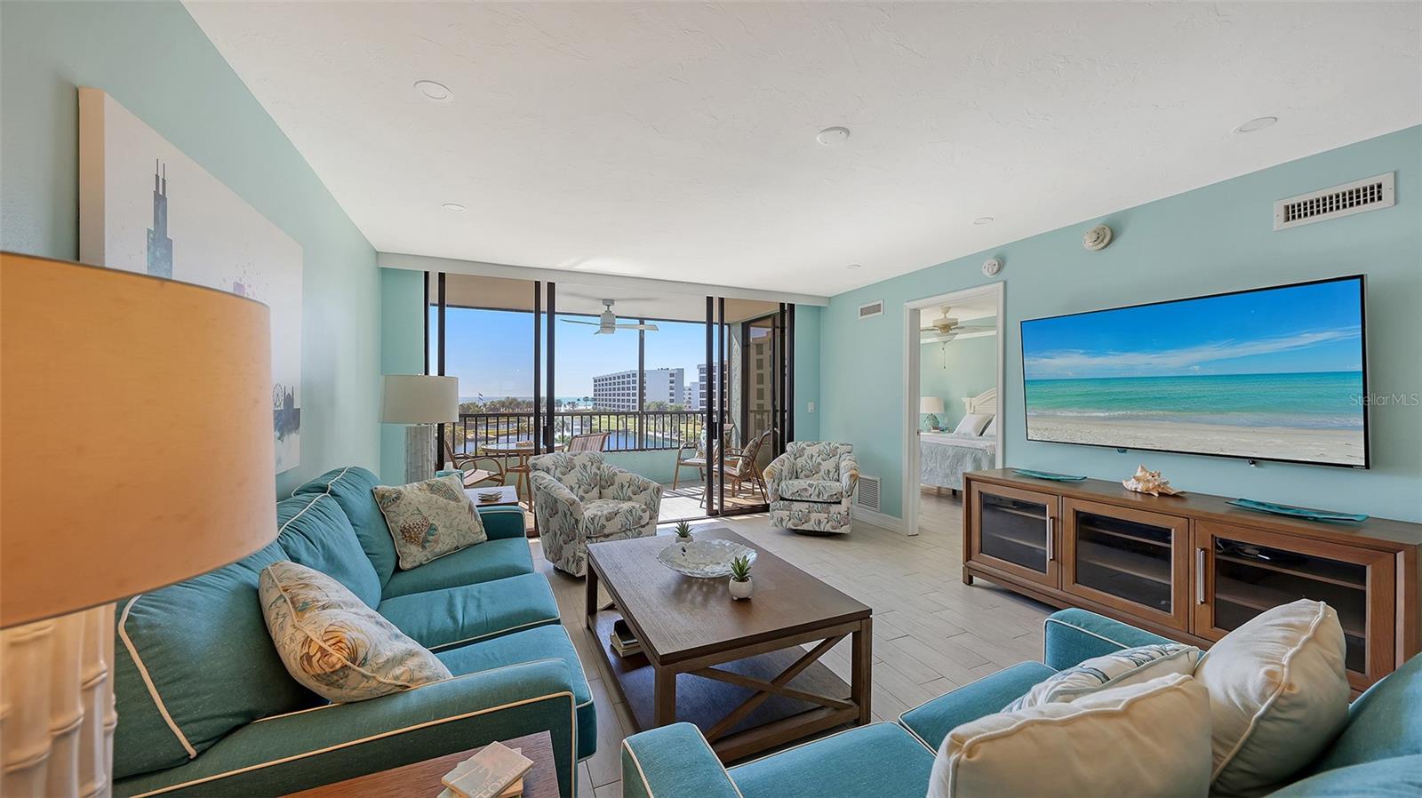 Image 7 of 76 For 5770 Midnight Pass Road 404