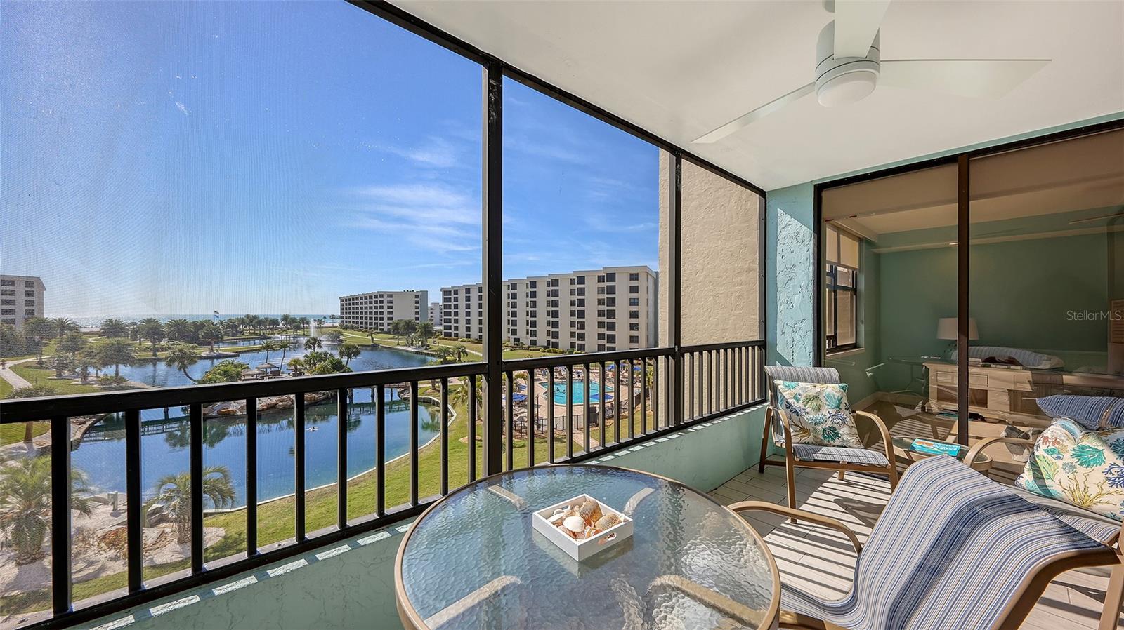 Image 9 of 76 For 5770 Midnight Pass Road 404