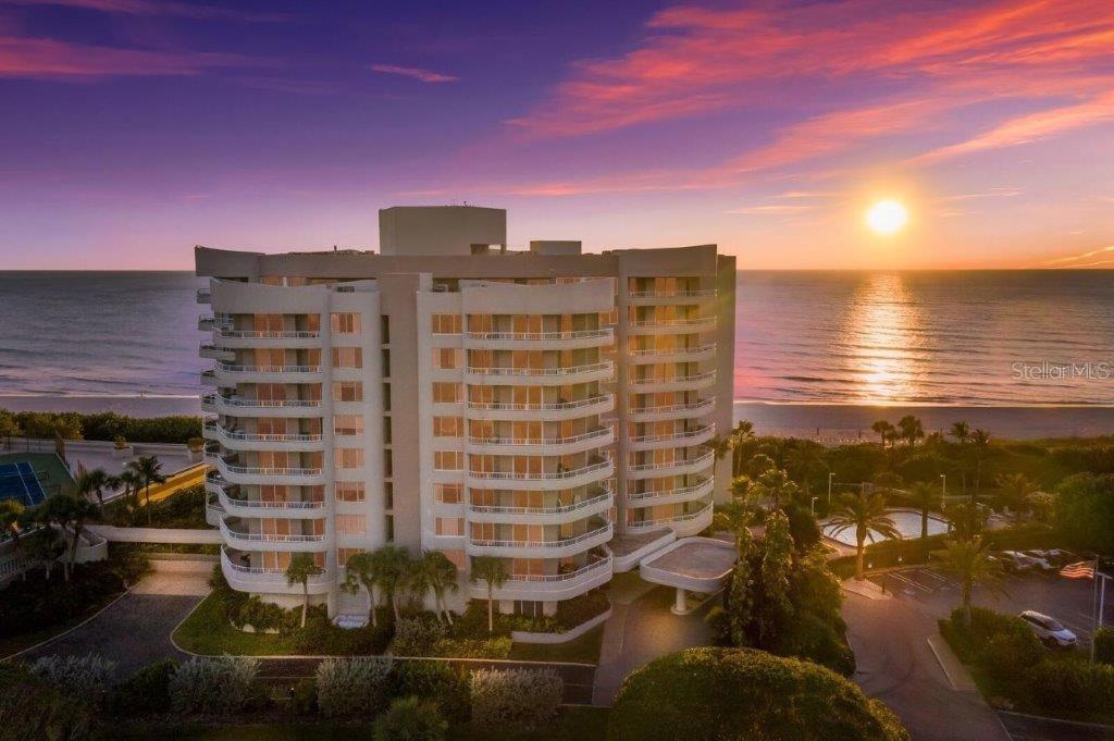 Image 21 of 27 For 775 Longboat Club Road 808