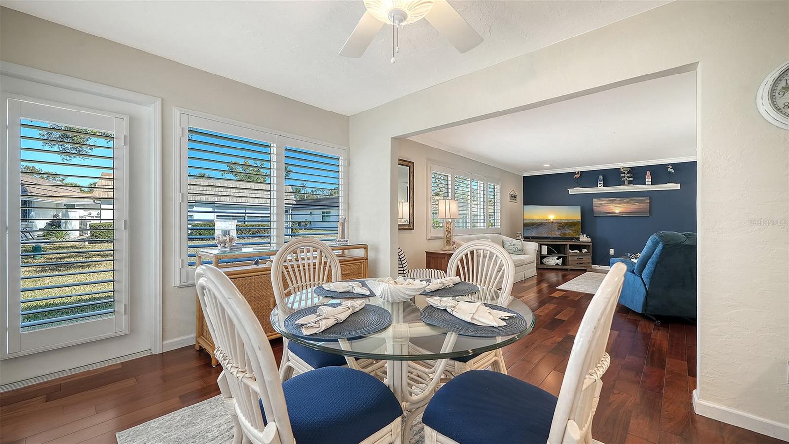 Image 11 of 66 For 2721 Riverbluff Place V-50