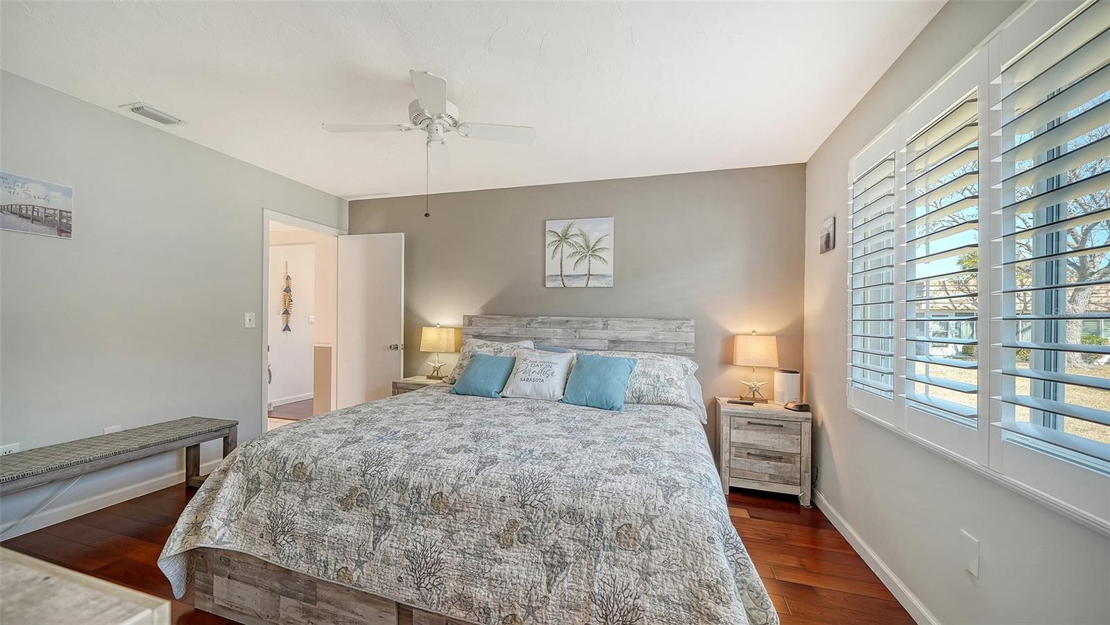 Image 21 of 66 For 2721 Riverbluff Place V-50