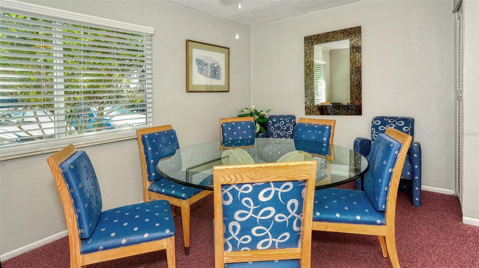 Image 44 of 66 For 2721 Riverbluff Place V-50