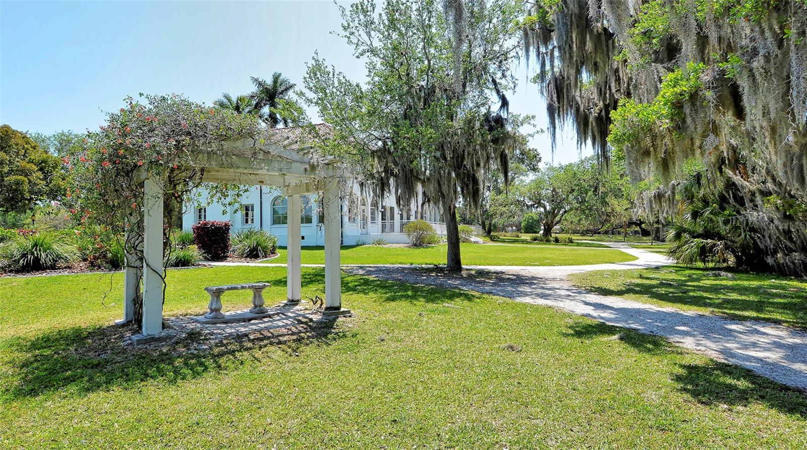 Image 54 of 66 For 2721 Riverbluff Place V-50