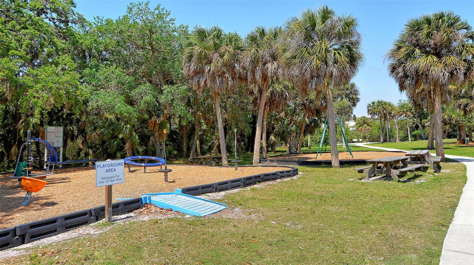 Image 64 of 66 For 2721 Riverbluff Place V-50