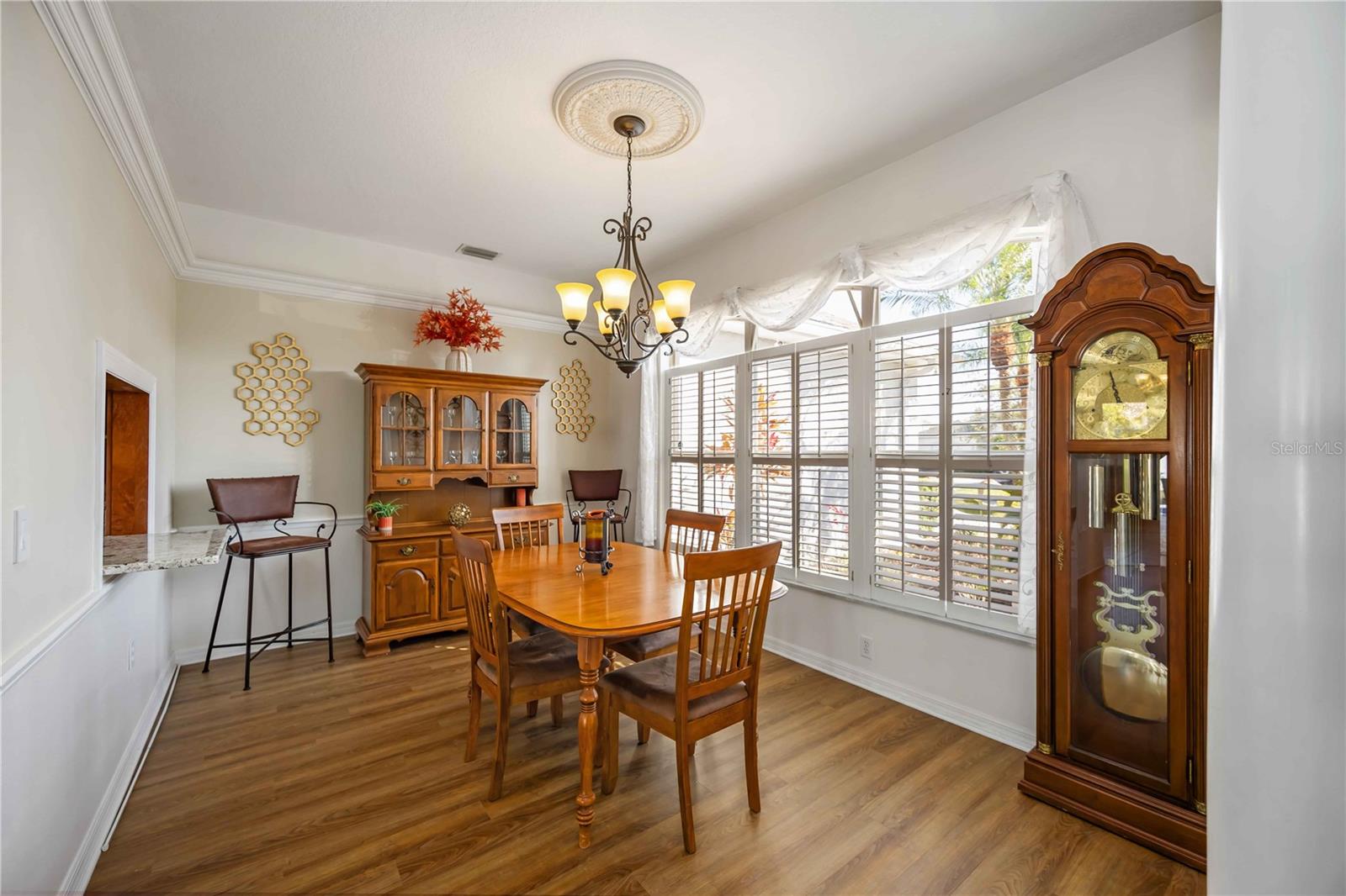 Image 5 of 39 For 9605 Bladesmith Lane