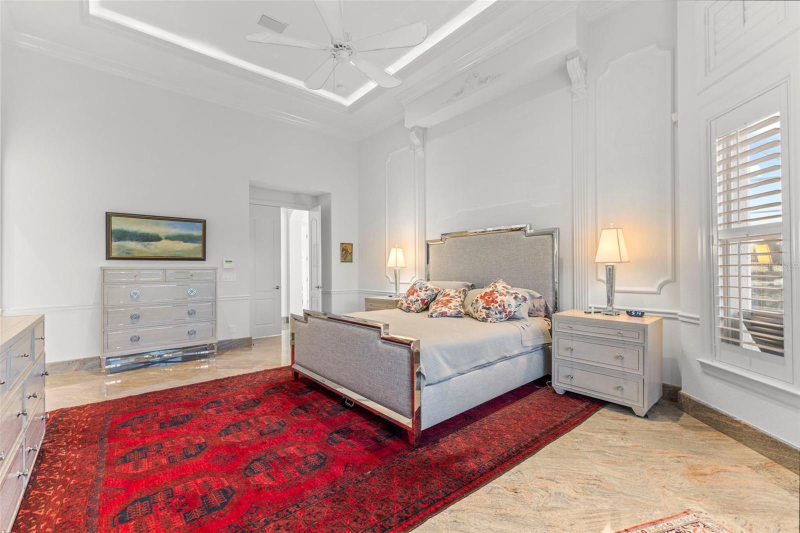 Listing photo id 19 for 530 Mac Ewen Drive