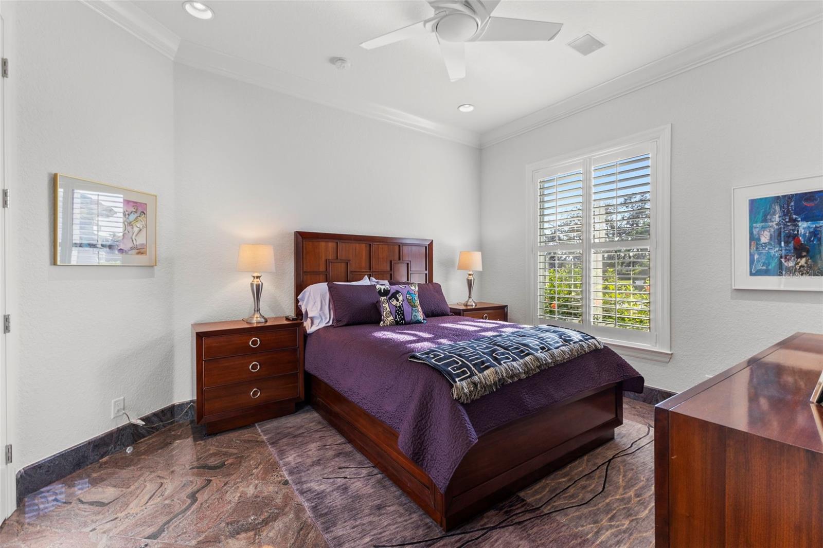 Listing photo id 28 for 530 Mac Ewen Drive