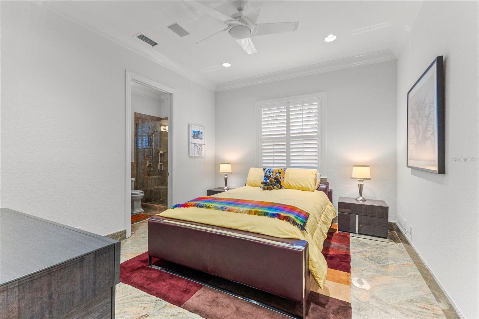 Listing photo id 30 for 530 Mac Ewen Drive