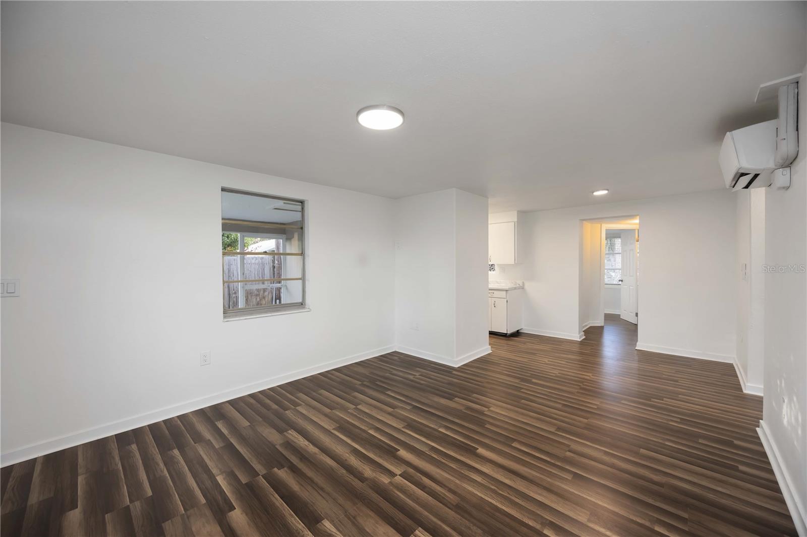 Image 13 of 47 For 306 Langsner Street