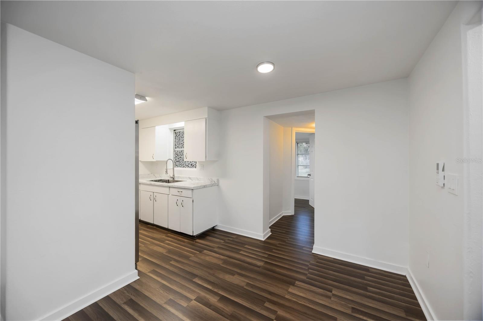 Image 14 of 47 For 306 Langsner Street