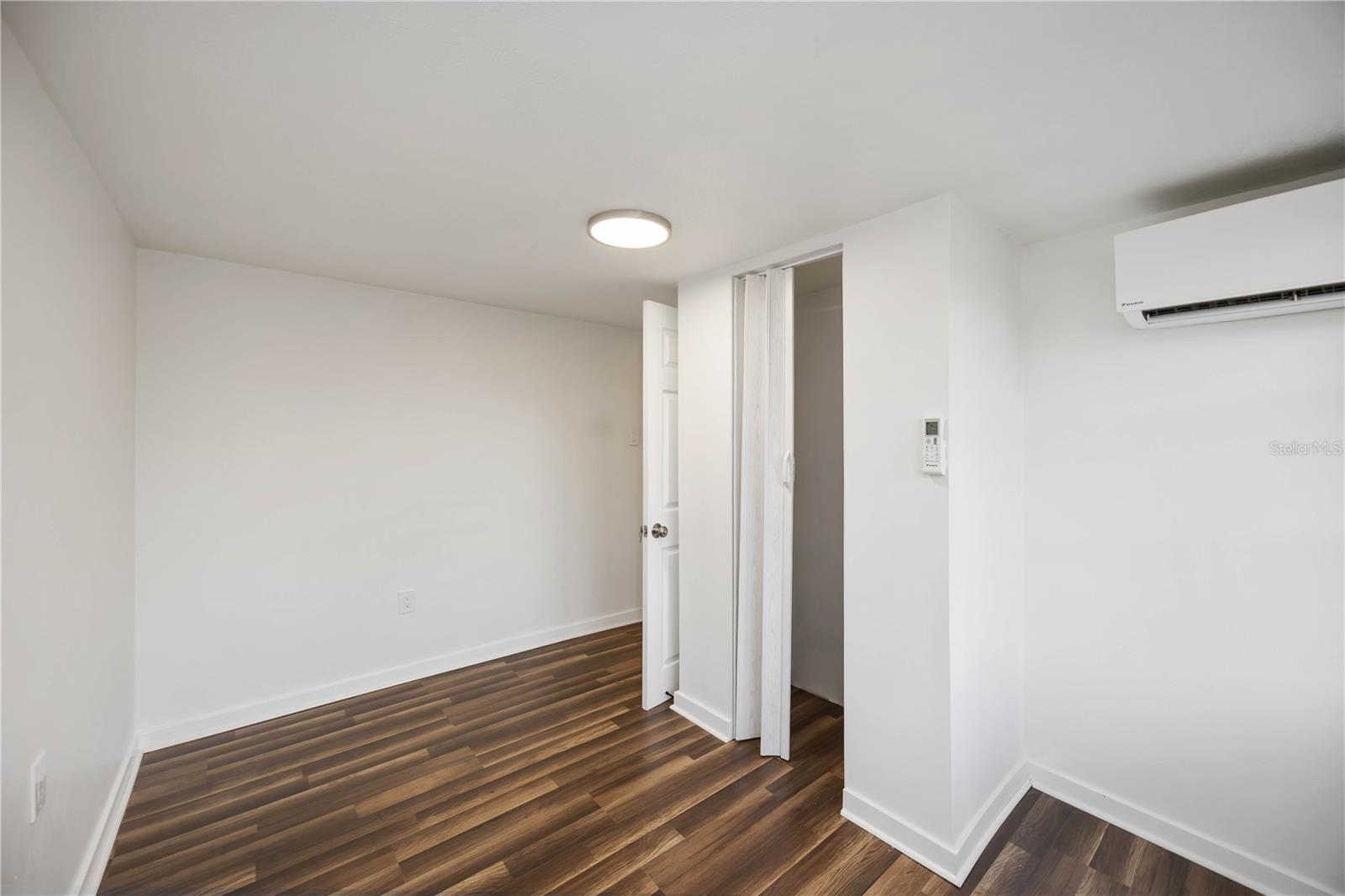 Image 23 of 47 For 306 Langsner Street