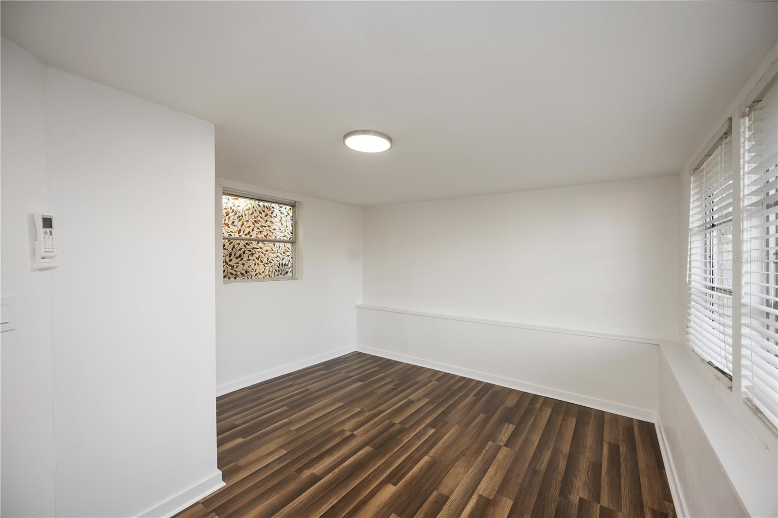 Image 24 of 47 For 306 Langsner Street