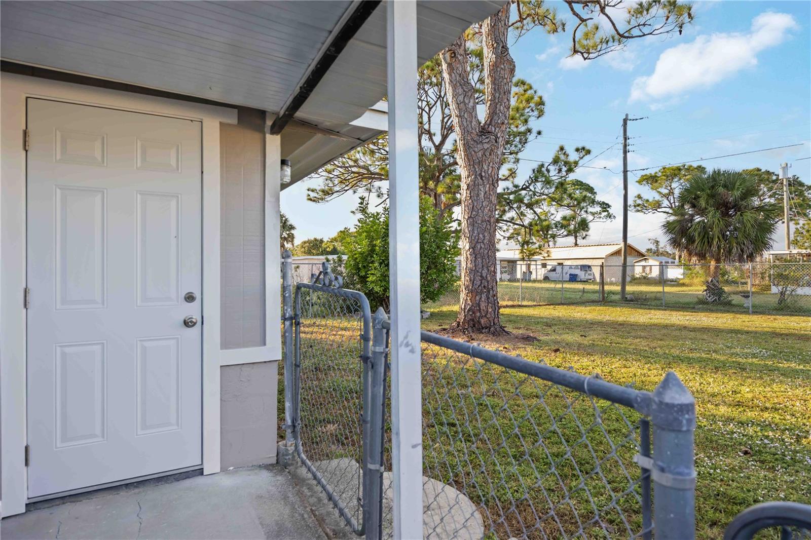 Image 29 of 47 For 306 Langsner Street