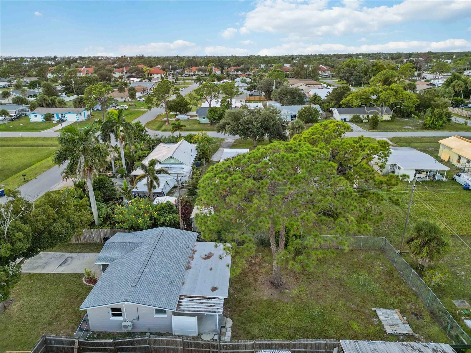 Image 37 of 47 For 306 Langsner Street