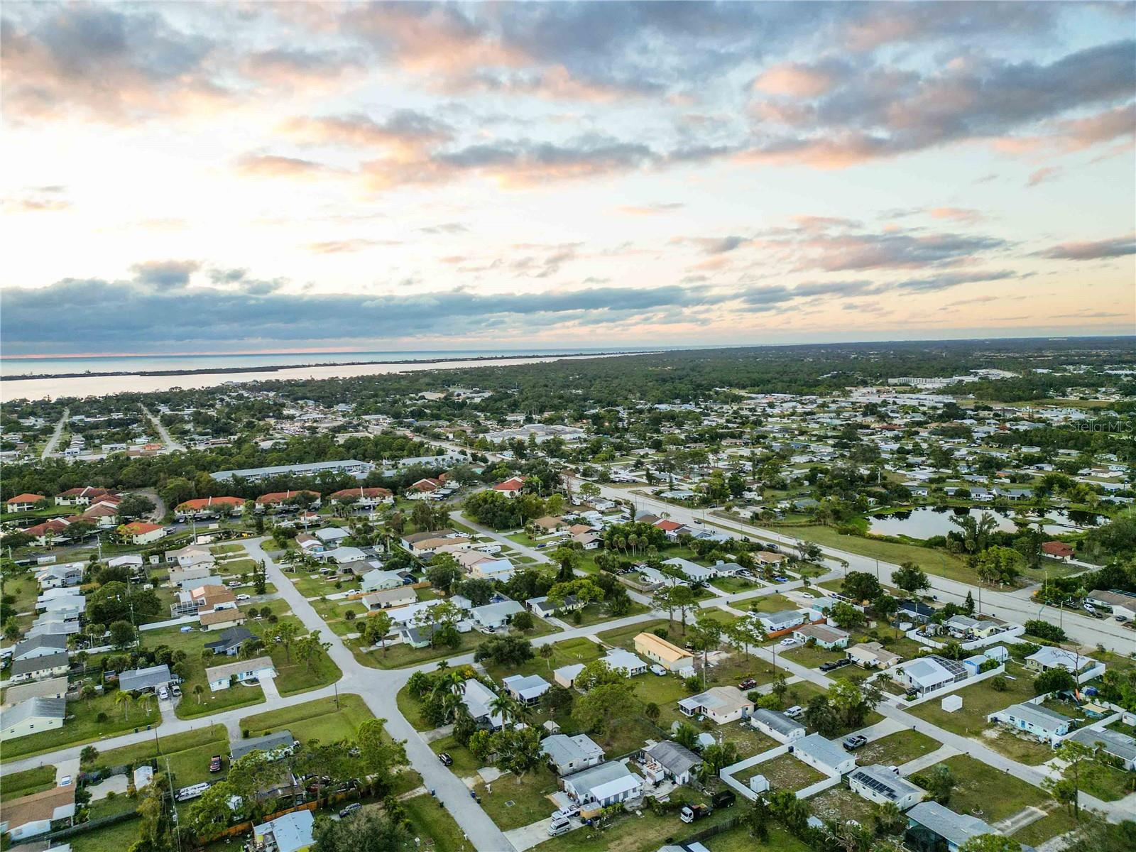 Image 44 of 47 For 306 Langsner Street