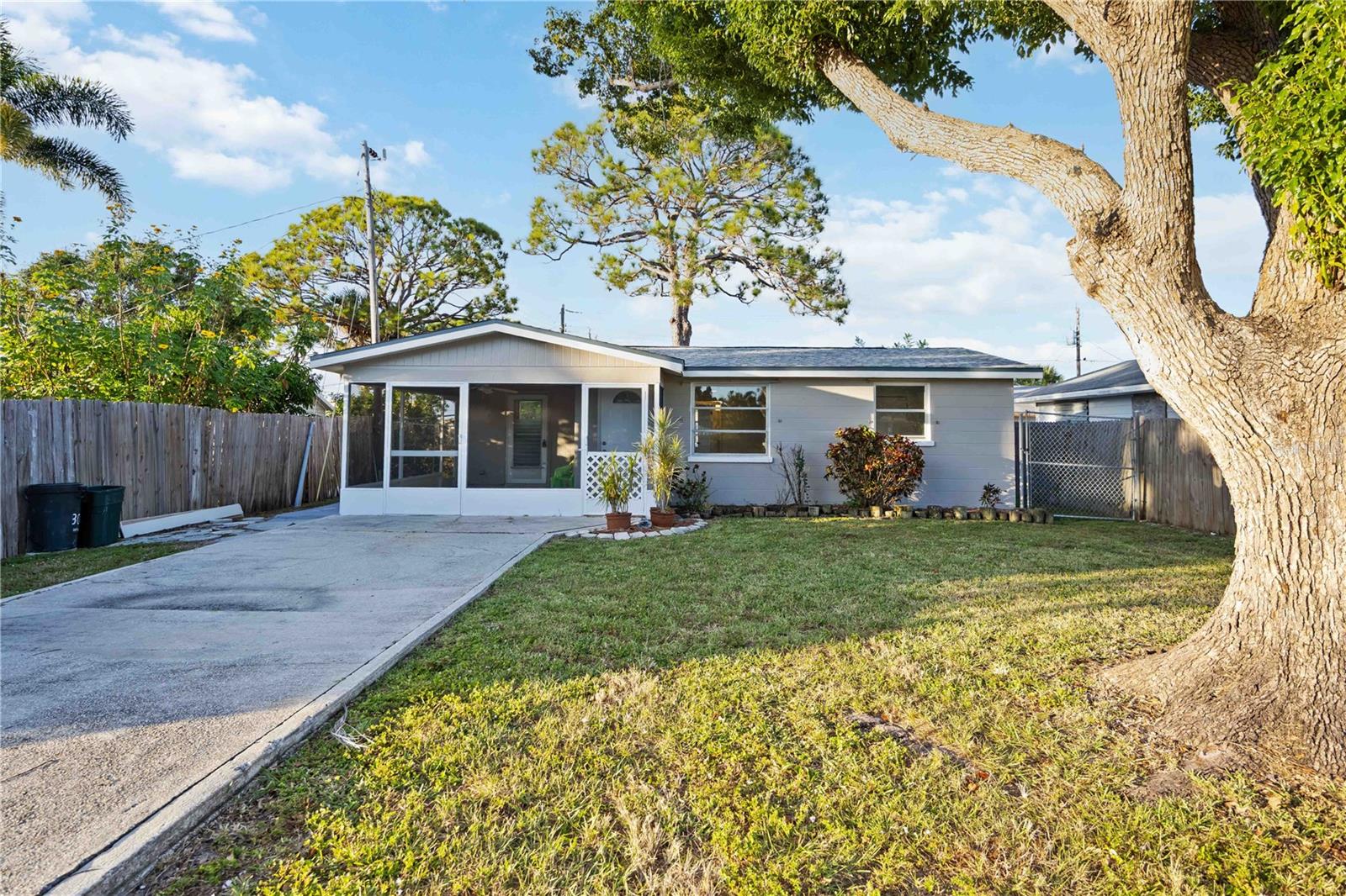 Image 7 of 47 For 306 Langsner Street