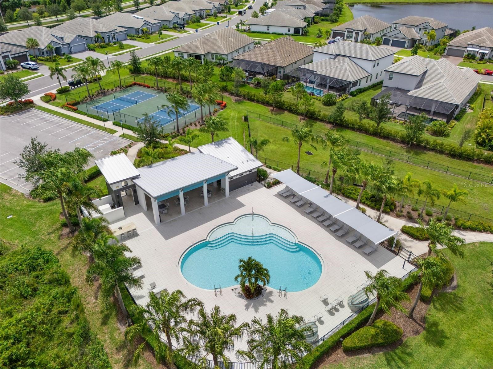 Image 61 of 75 For 2119 Woodleaf Hammock Court