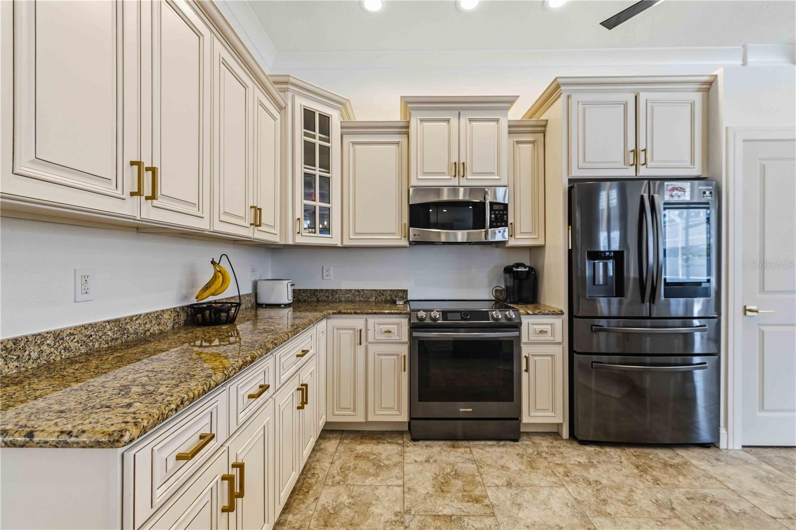 Image 23 of 58 For 4822 Hamlets Grove Drive