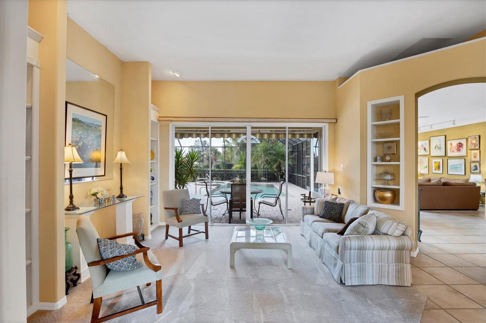 Image 4 of 39 For 7908 Treesdale Glen